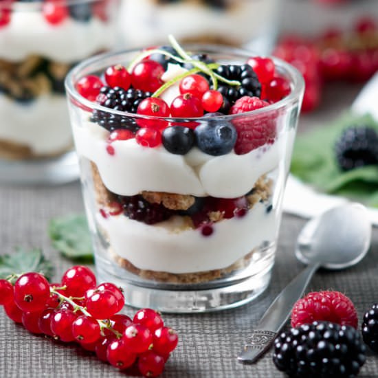 White Chocolate and Berry Cups
