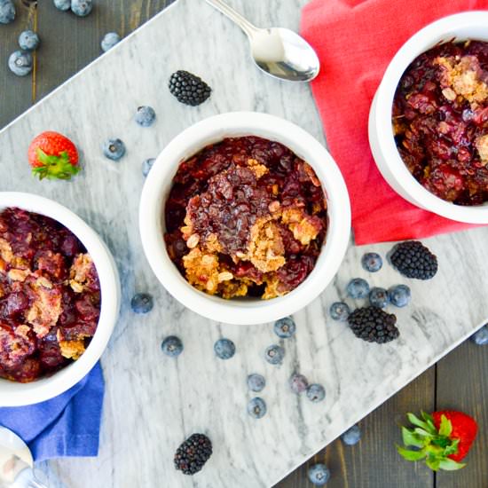 Slow Cooker Triple Berry Crisp