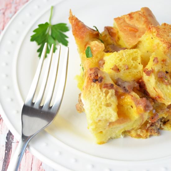 Easy Sausage and Egg Breakfast Casserole