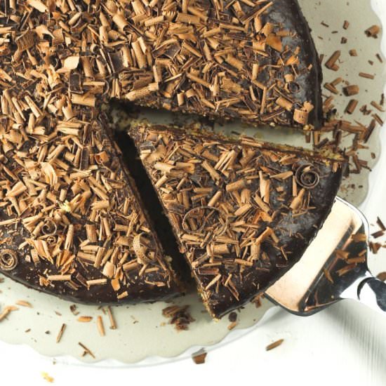 Vanilla Chocolate Chip Cake