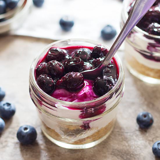 No Bake Mini Blueberry cheesecakes