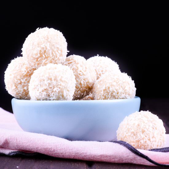 3 Ingredient Nut Free Bliss Balls