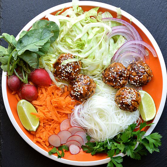 Asian Meatball Salad