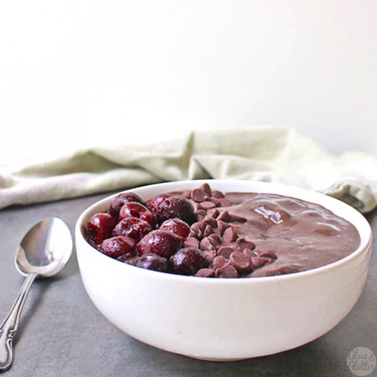 Chocolate Cherry Smoothie Bowl