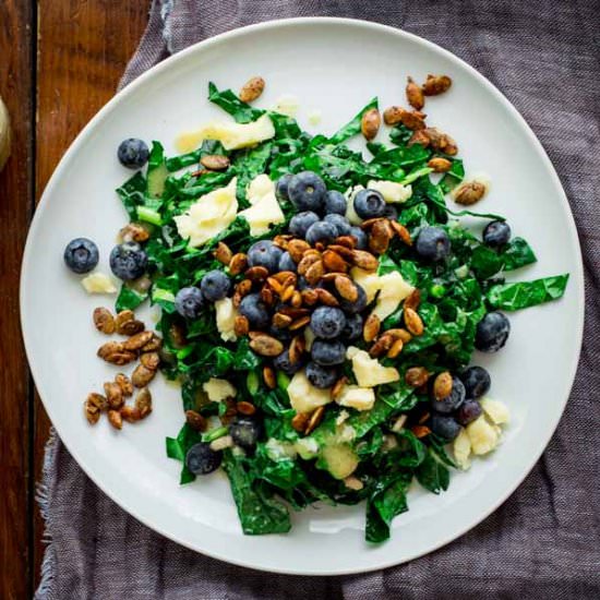 Kale Salad with Blueberries