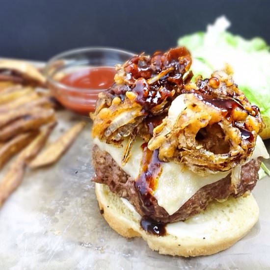 Cheddar Jalapeno Stuffed Burgers