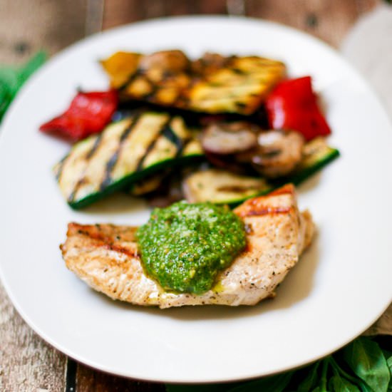 Grilled Chicken w. Pesto