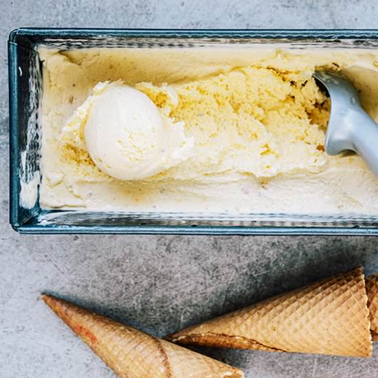 Vanilla and Apricot Ice Cream