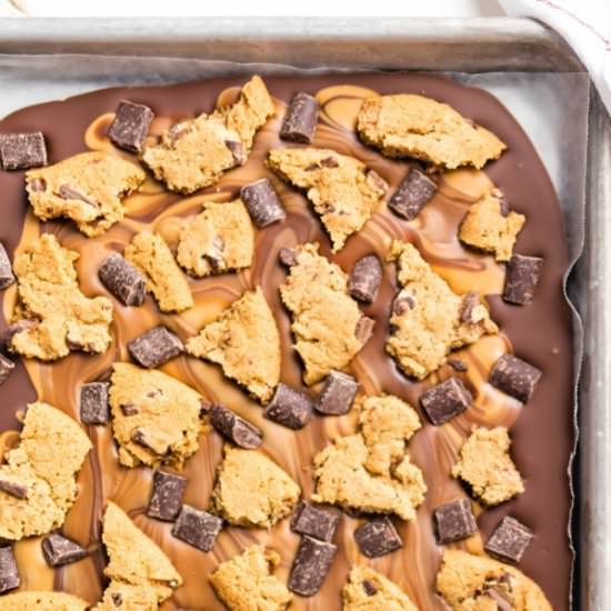 Peanut Butter Chocolate Chip Cookie