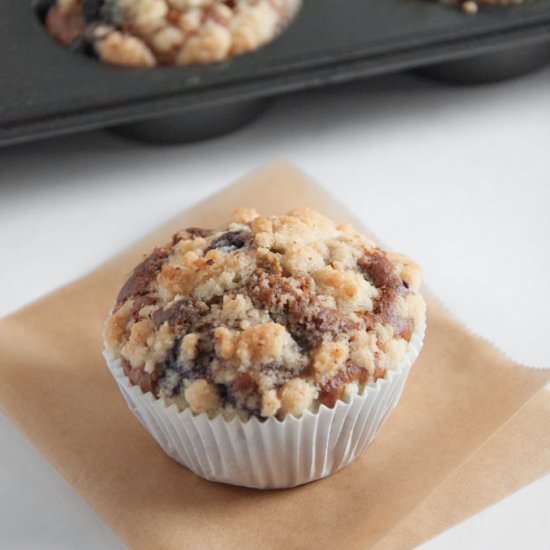 Blueberry Lemon Streusel Muffins