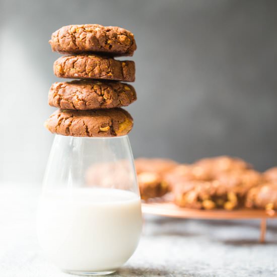 Almond Butter Chocolate Cookies