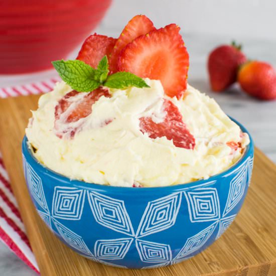 Strawberry Lemon Cheesecake Salad