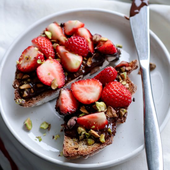 Chocolate and Strawberry Toast