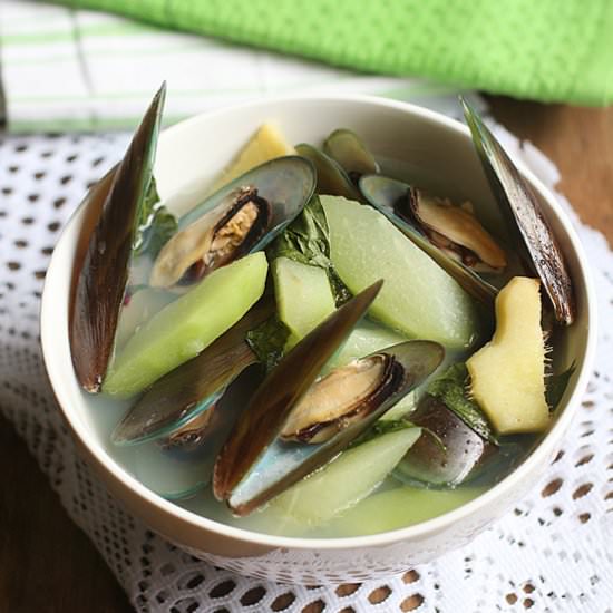 Tinolang Tahong