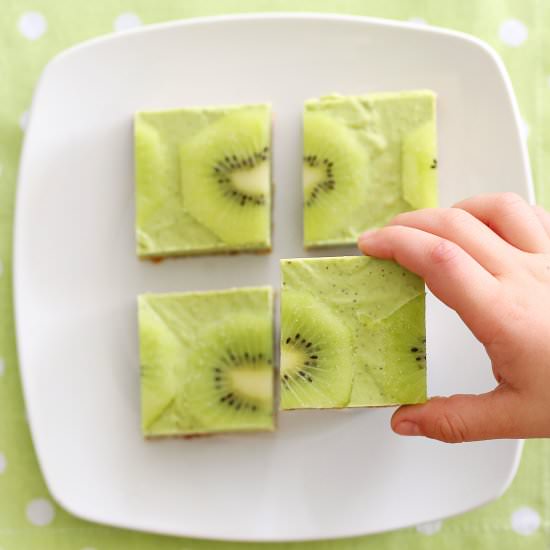 kiwi and lime slice