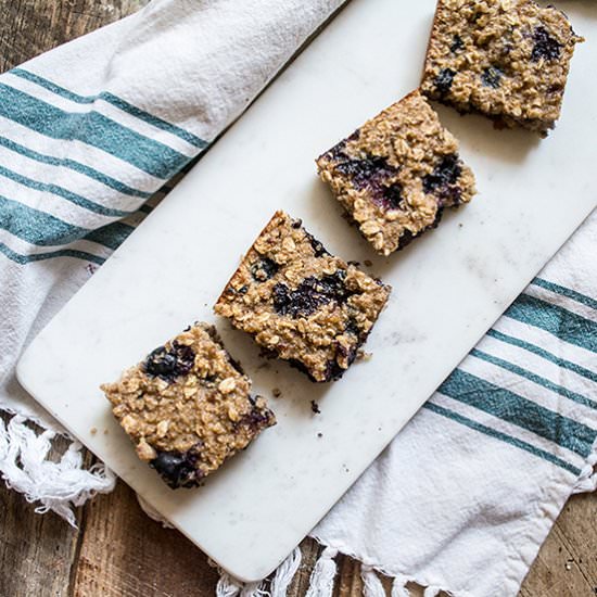 Blueberry Quinoa Breakfast Bars