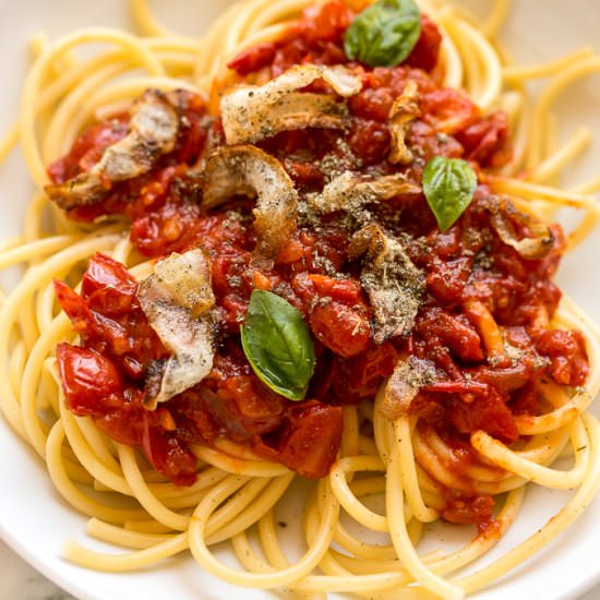 Bucatini all’Arrabbiata