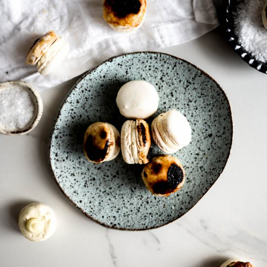 Créme Brûlée Macarons
