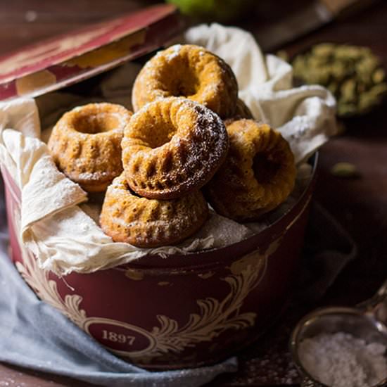 Cardamom Mango Cakes