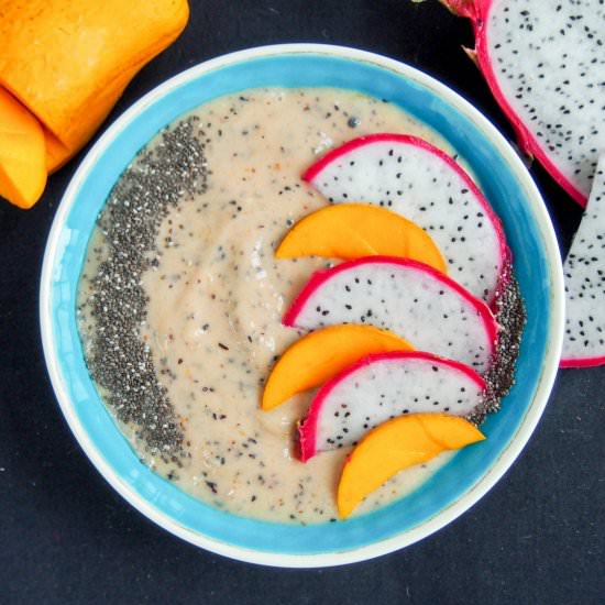 Mango & dragon fruit smoothie bowl