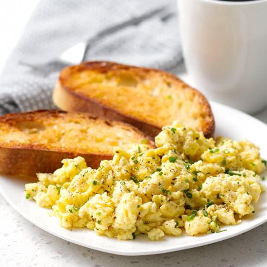 Simple Scrambled Eggs