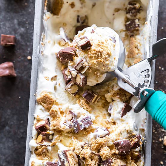 Snickers Cheesecake Ice Cream