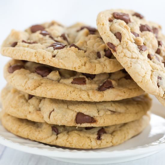 Thick & Chewy Chocolate Chip Cookie