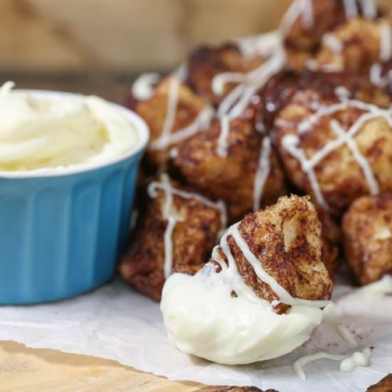 Cinnamon Roll Pull Apart Bread