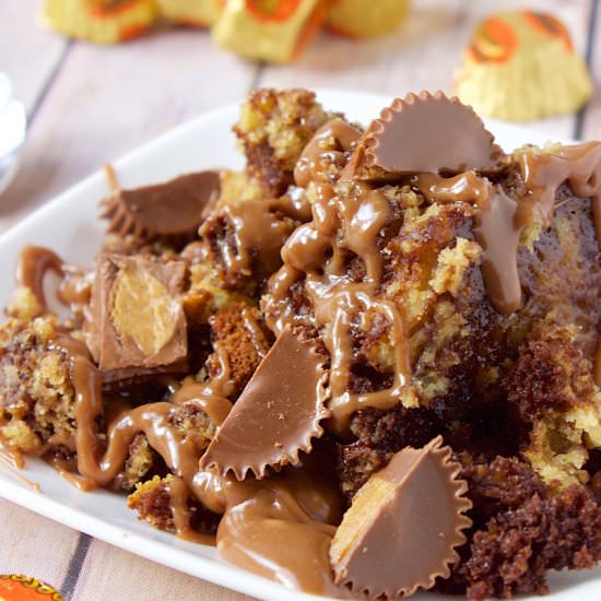 Crockpot Peanut Butter Fudge Cake