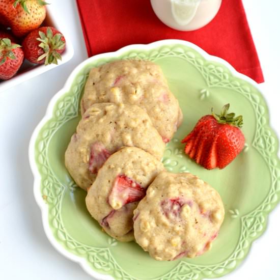 Healthy Strawberry Oatmeal Cookies