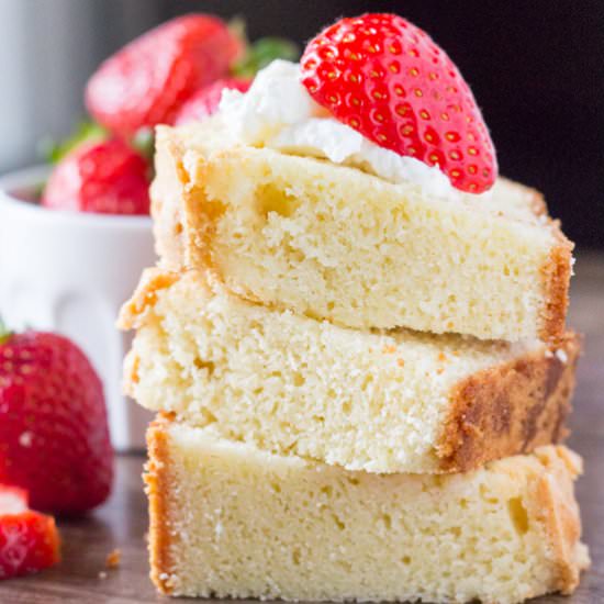 Vanilla Pound Cake