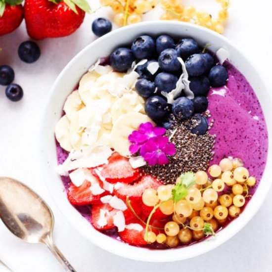 Blueberry Yogurt Smoothie Bowl