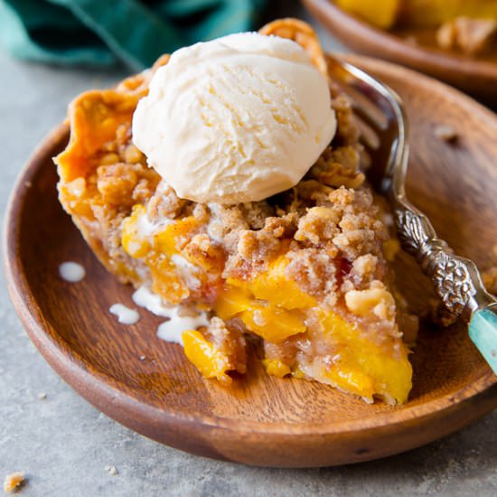 Peach Crumble Pie