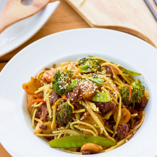 Gluten Free Slow Cooker Beef Lo Mein