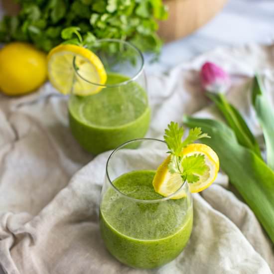 Citrus + Herb Green Detox Smoothie