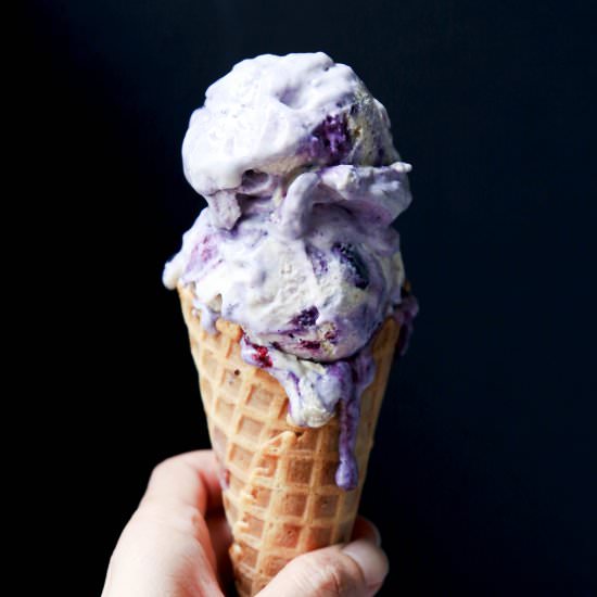 Vegan Berry Cheesecake Ice Cream