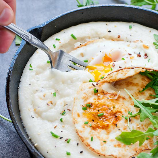 Cheesy Grits Breakfast Bowls