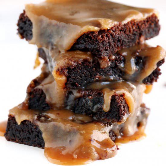 Fudgy Caramel Brownies