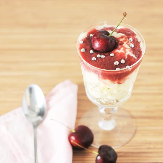 Strawberry Sauce with Black Pepper