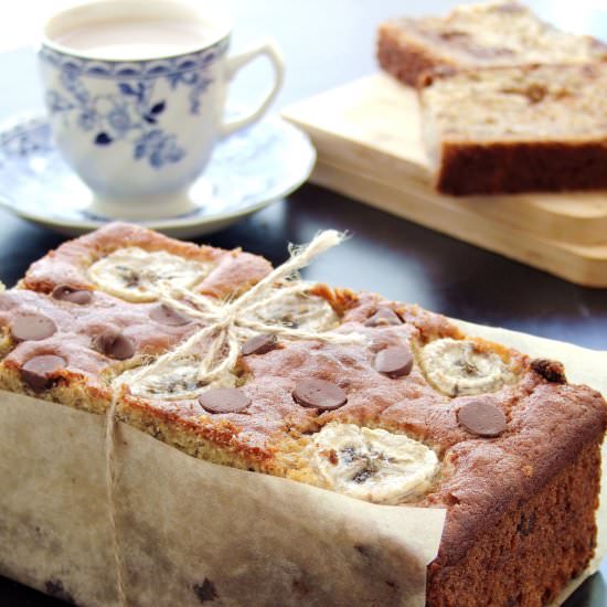 Banana Chocolate Chips Cake