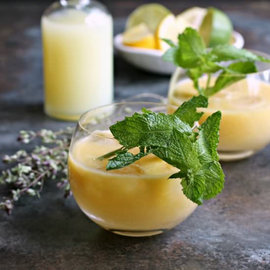 Mango Lemonade Vodka Fizz