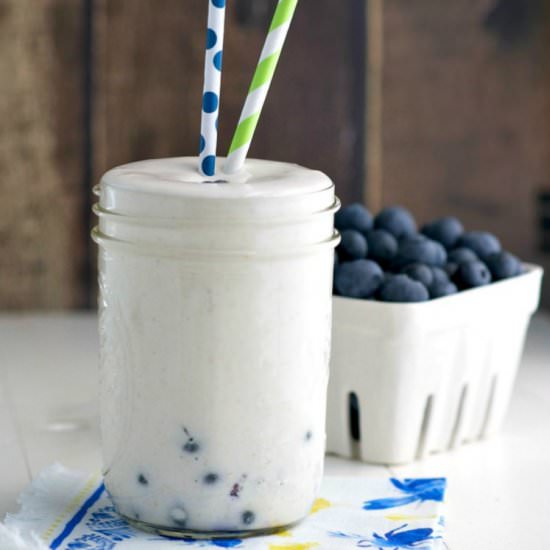 Blueberry Muffin Protein Smoothie