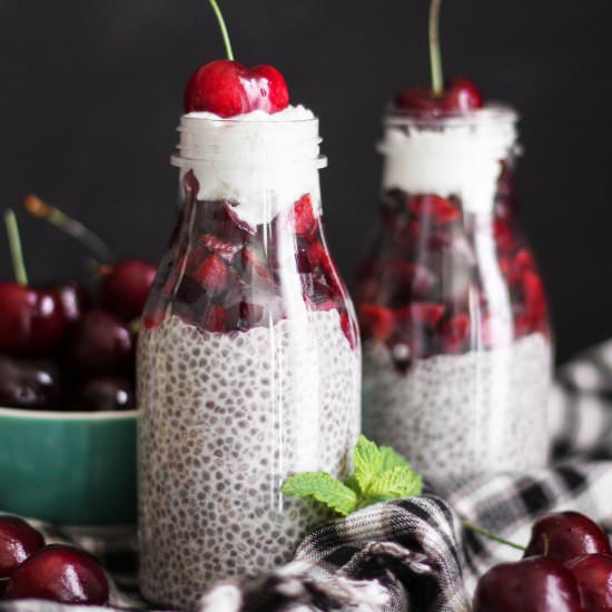 Healthy Cherry Vanilla Chia Pudding