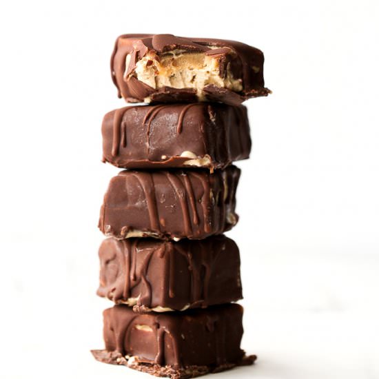Caramel-Cashew Ice Cream Bars