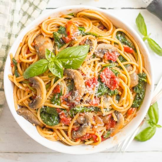 One-Pot Vegetarian Spaghetti