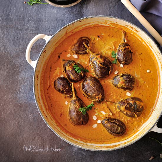 Badanekaayi Gojju / Brinjal Curry