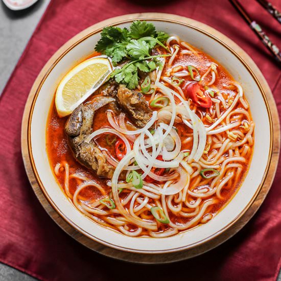 Bún bò Huế
