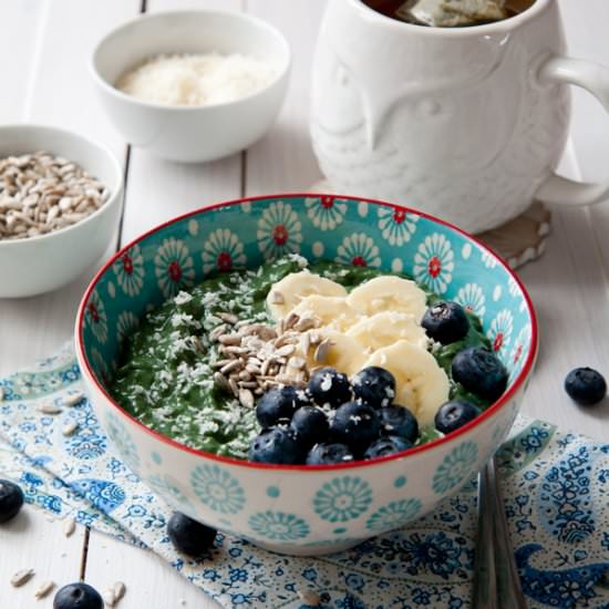 Spirulina chia pudding
