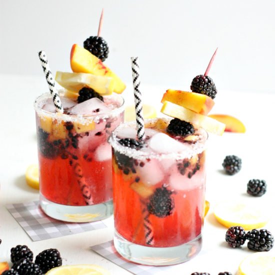 Blackberry Peach Sparkling Lemonade