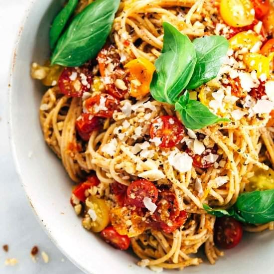 Roasted Tomato Basil Pesto Pasta
